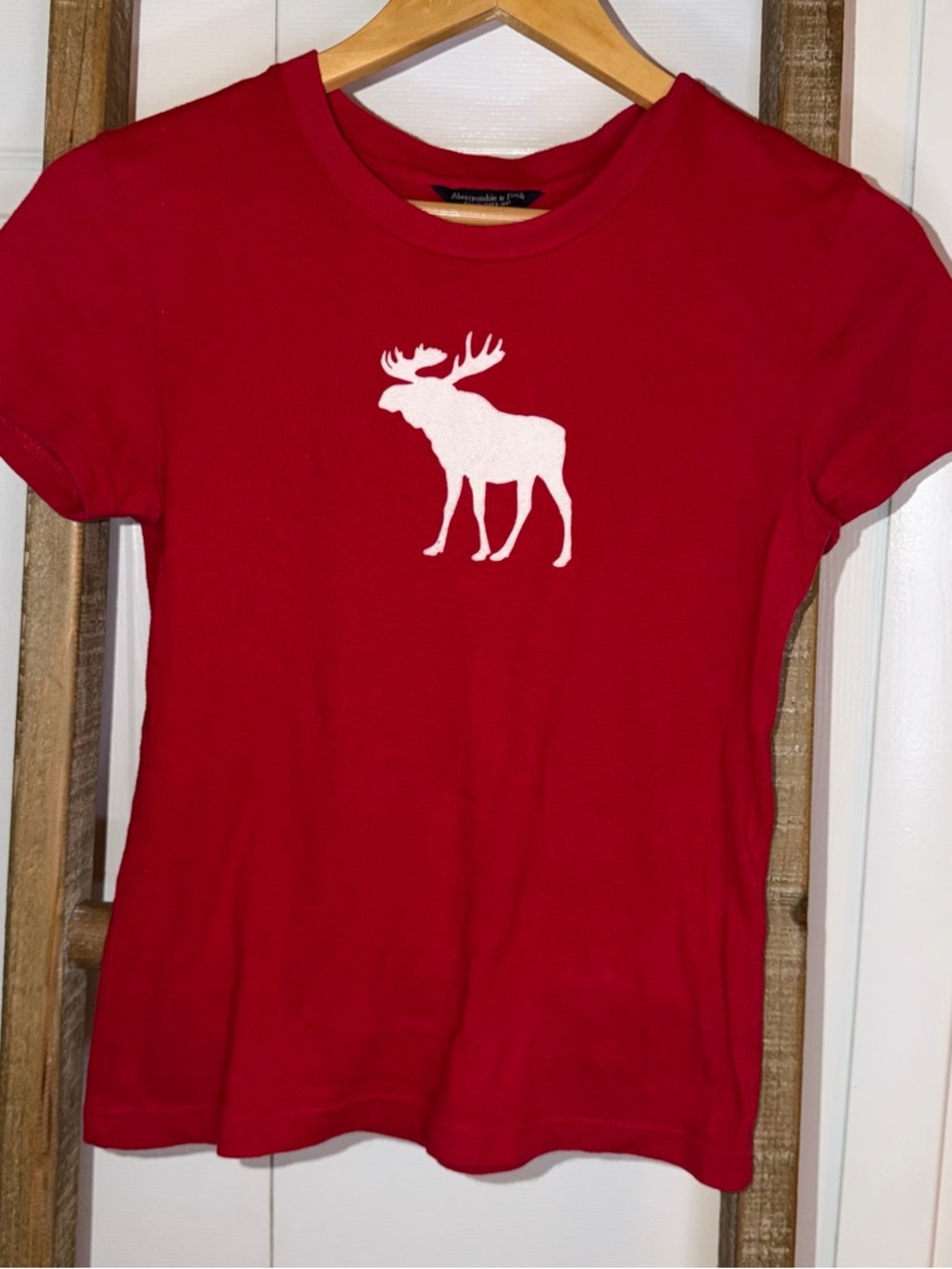 Abercrombie & Fitch Red Tee with White Moose Graphic Size Medium